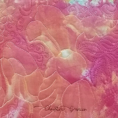Pièce unique en tissu, matelassage à la machine, couleurs vibrantes orange et rose, Les jours heureux par Christine Grenier