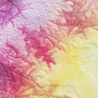 Tableau poétique abstrait Souvenir d'un rêve aux couleurs vives rose et jaune.